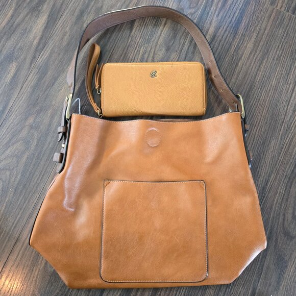 Two-Piece Tan Shoulder Bag and Wallet Wristlet Set NWOT - Picture 1 of 11